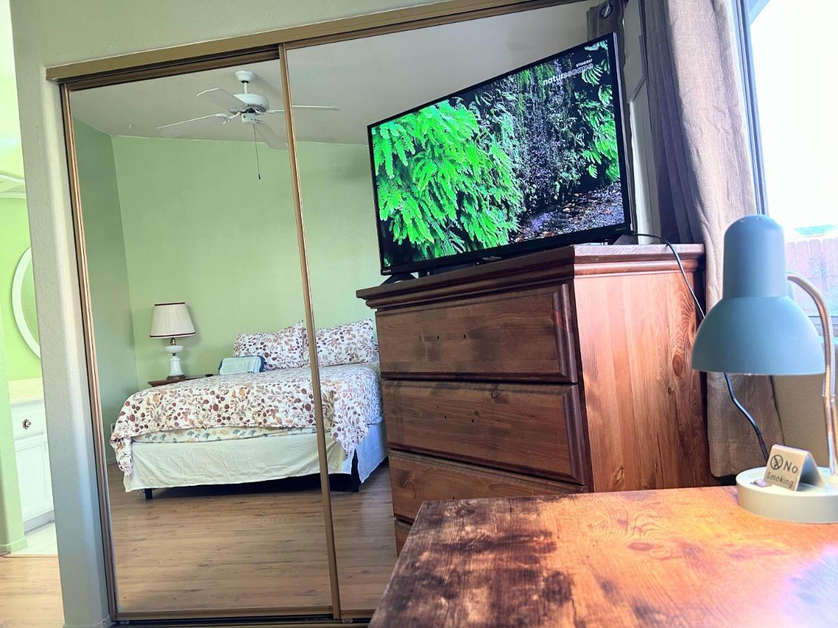 Vineyard Vista Suite With Tv And Private Bathroom Гемет Екстер'єр фото